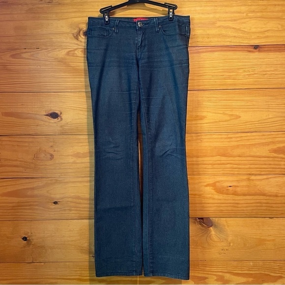 Guess Low Rise Straight Leg Grace Fit Jeans 27 - Picture 1 of 11